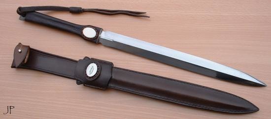 20 12 dague pour fils...